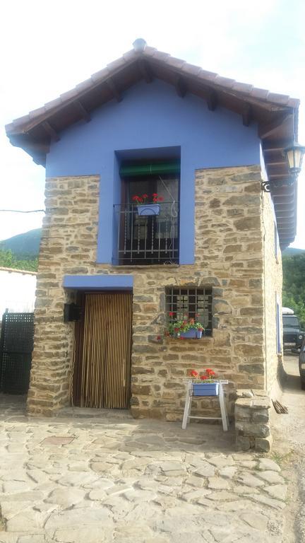 Gasthaus La Casa Azul Yosa de Sobremonte Exterior foto